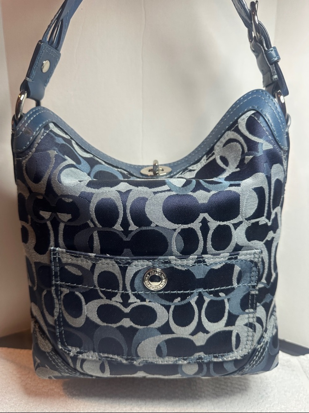Coach Chelsea optic Blue Signature Jacquard hobo Shoulder Bag